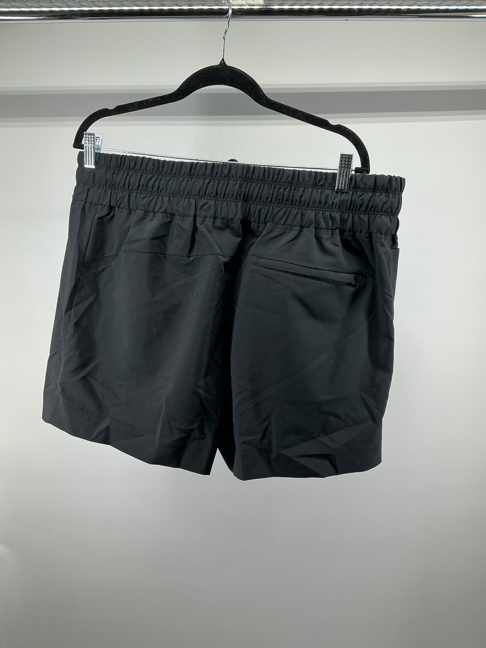 Micro Ripstop Mid-Rise Short - Picture 2 of 3